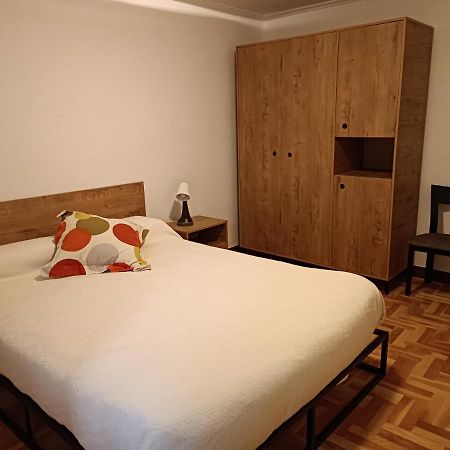 Apartamento Pamplona A 10 Minutos Del Centro المظهر الخارجي الصورة