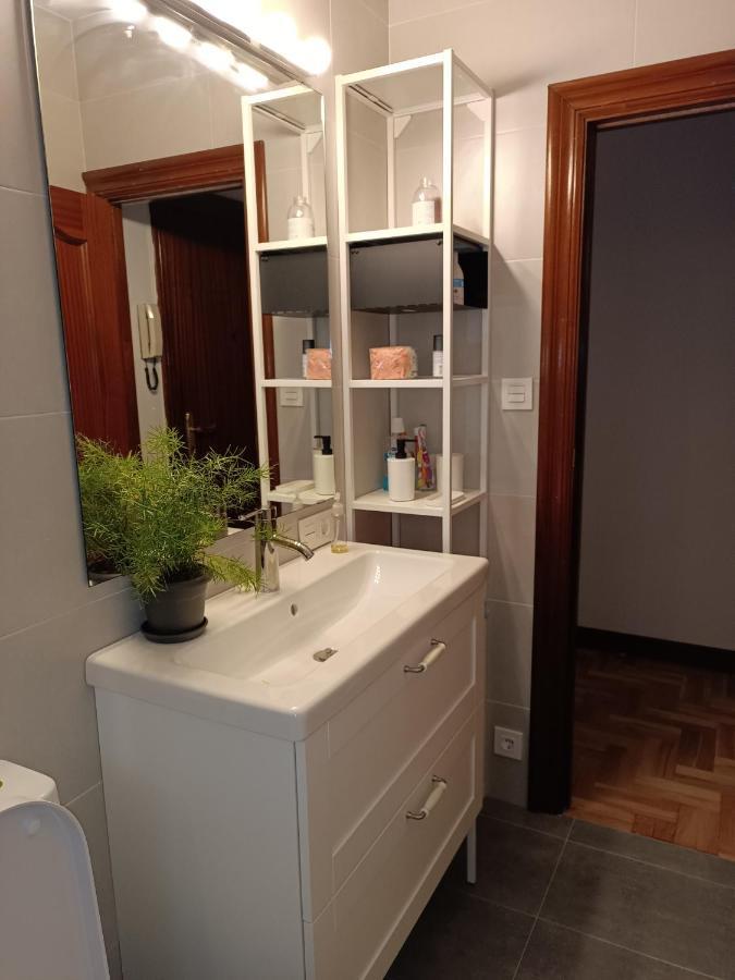 Apartamento Pamplona A 10 Minutos Del Centro المظهر الخارجي الصورة